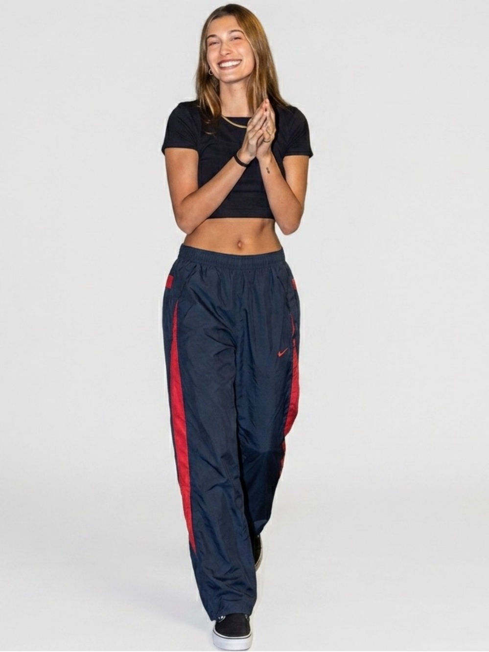 Vintage Nike Nylon Track Pants Y2K Navy Red Swoosh Drawstring Athleisure 2000s